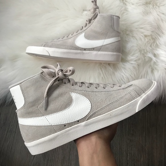 nike blazer vintage silver